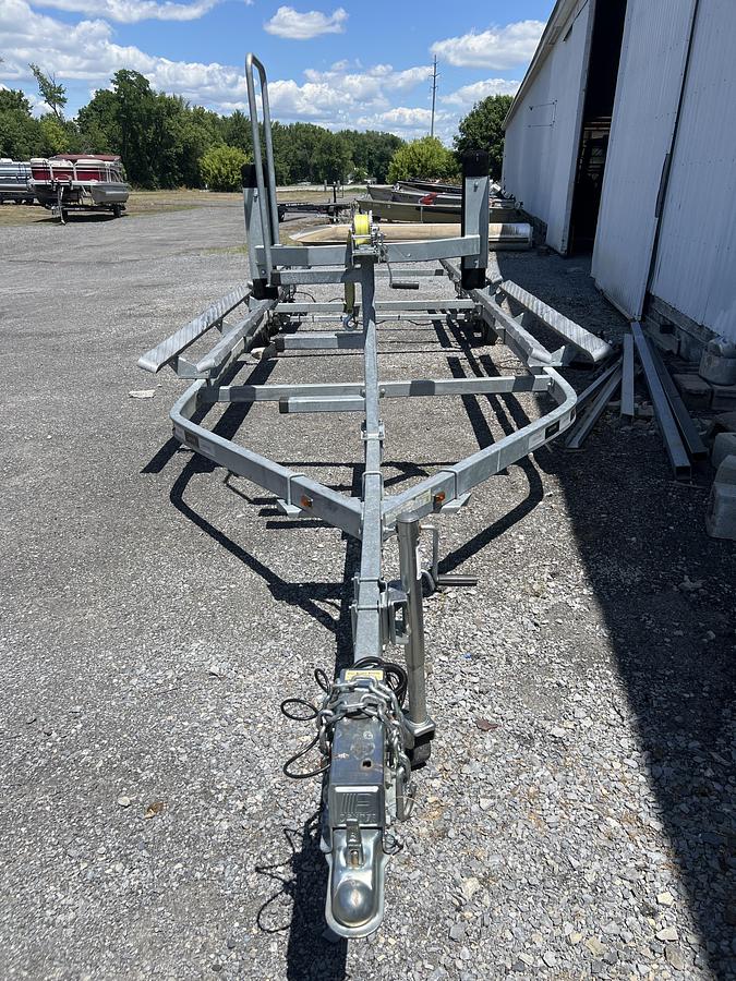 Used G3 PONTOON