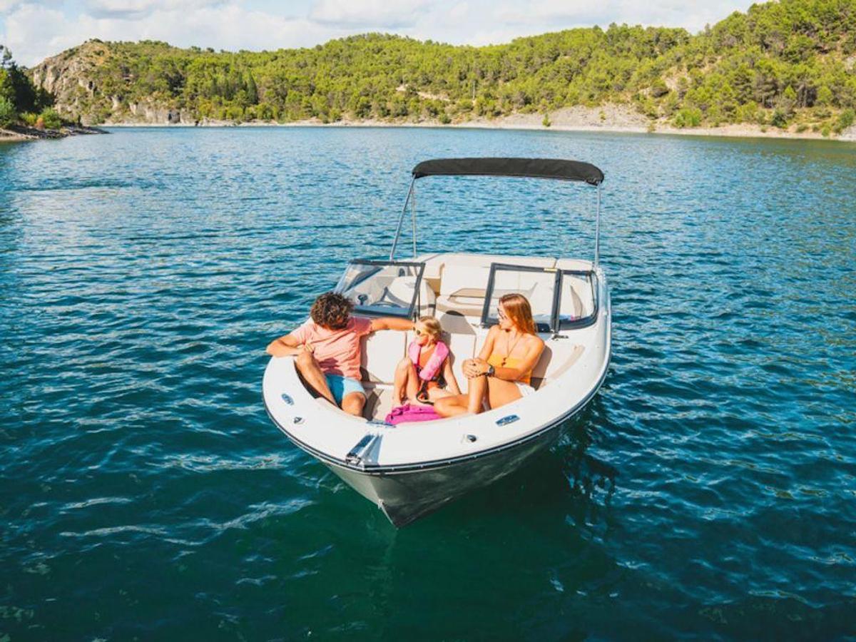 2026 Bayliner V20I Base