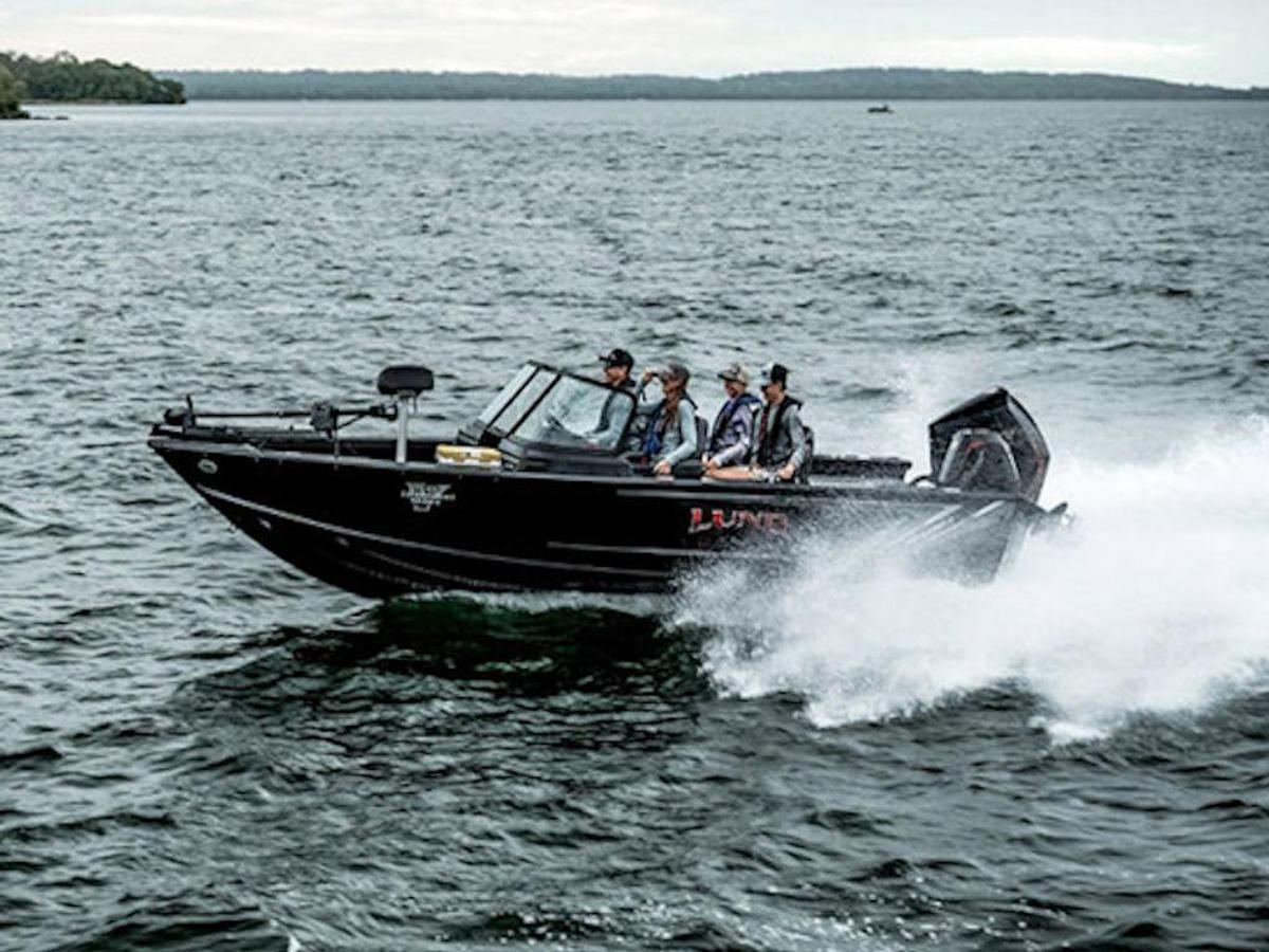 2026 Lund 2075 Pro-V Sport