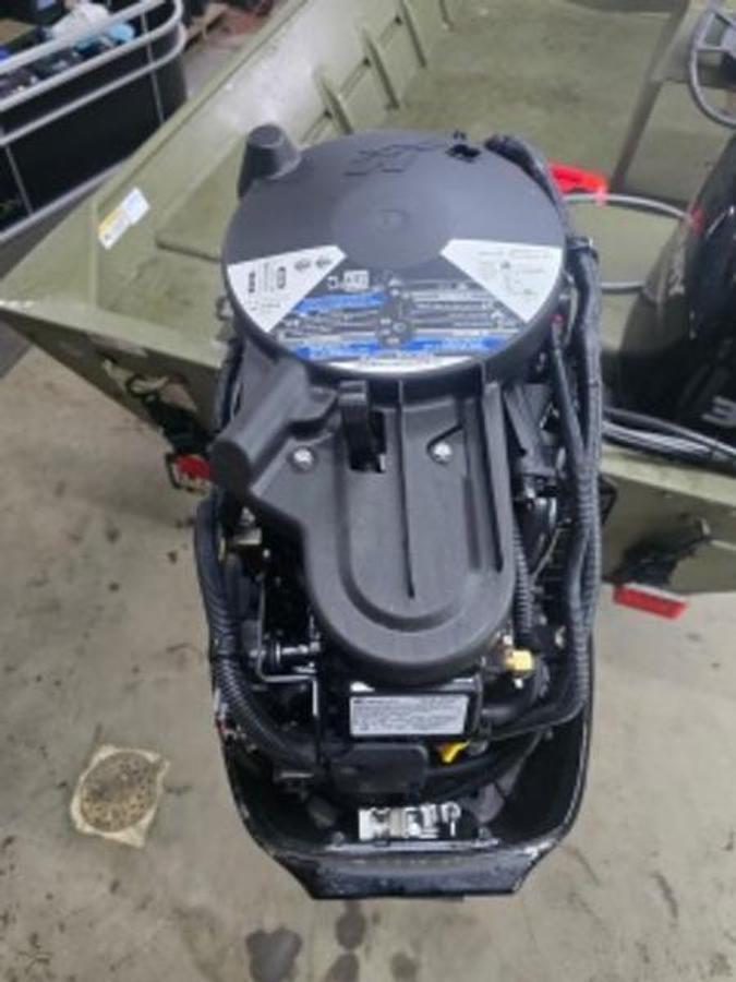 Used 2021 Lowe Boats L1648M Aura