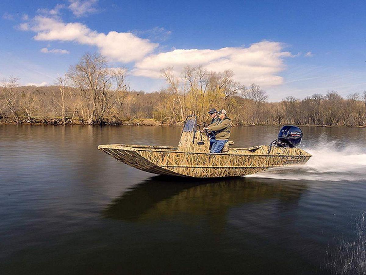 2026 Lowe Boats RX1760 Pathfinder Base