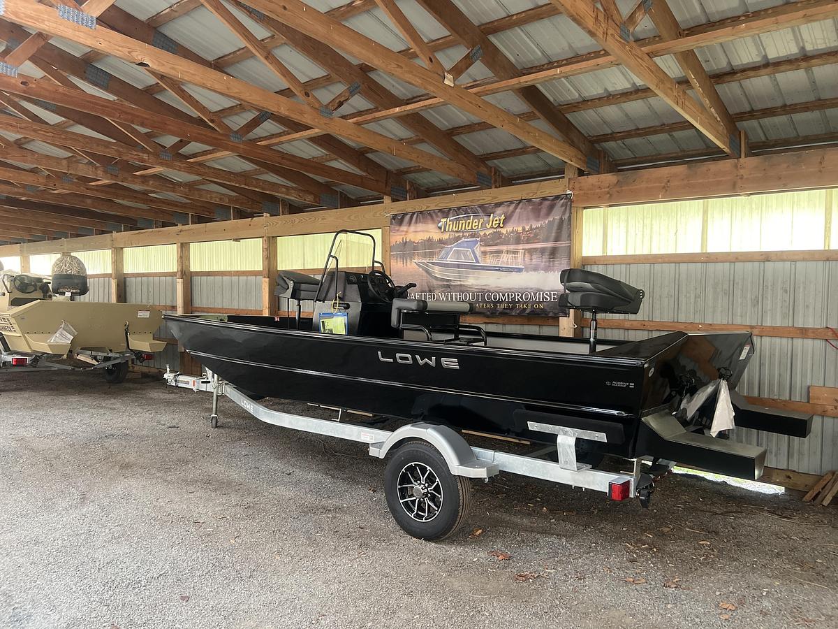 2026 Lowe Boats RX1870 Pathfinder