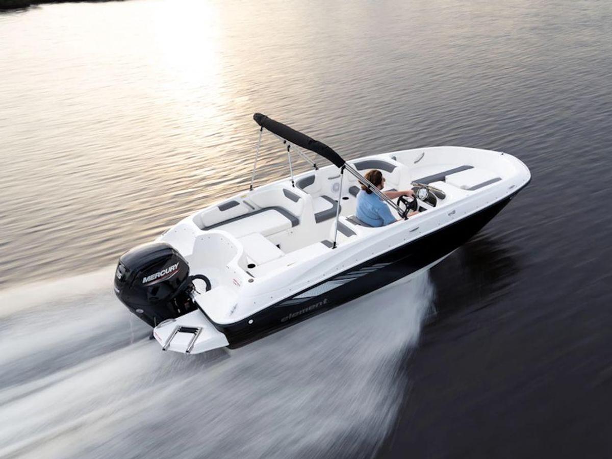 2026 Bayliner E18 Base