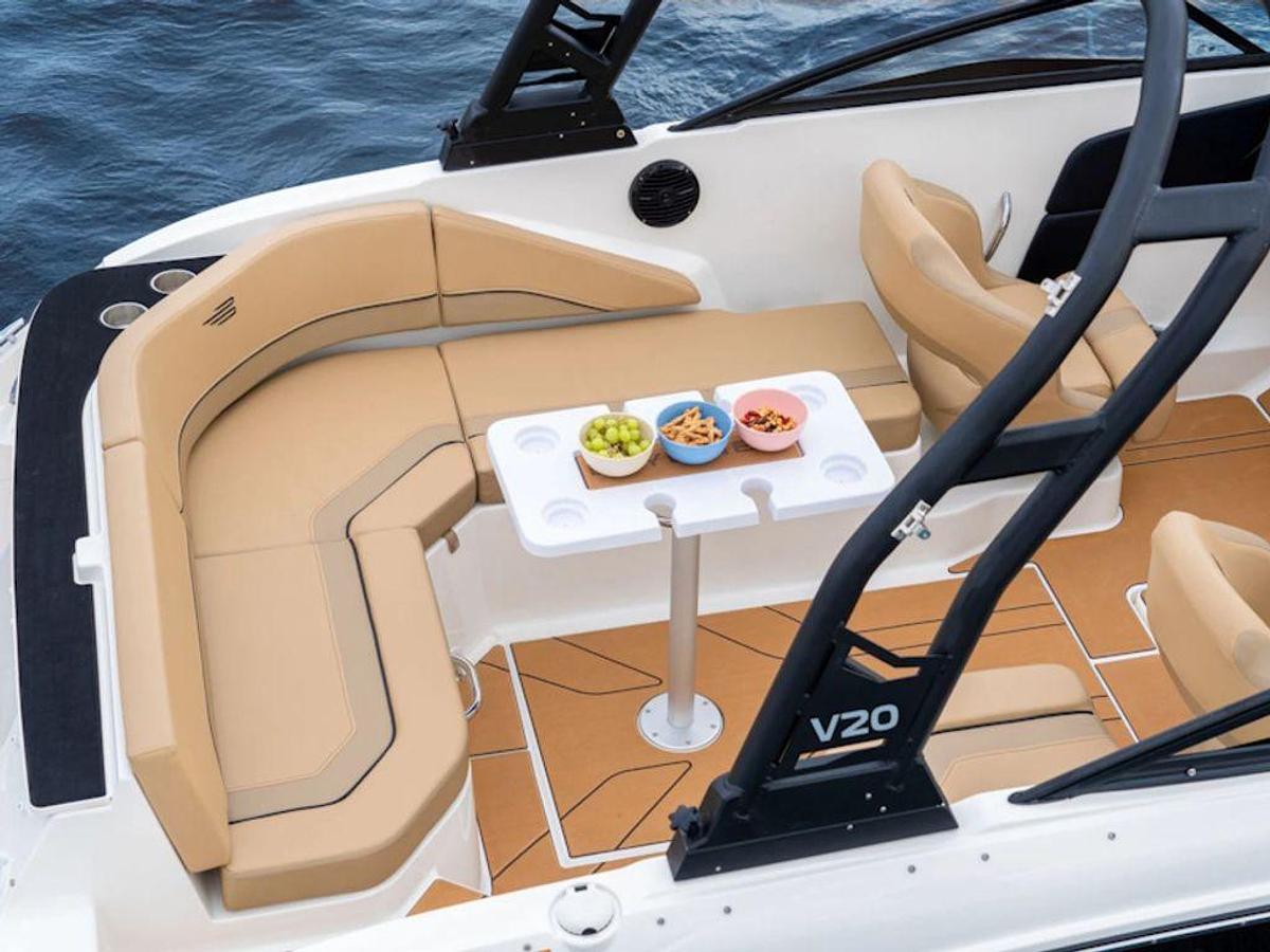 2026 Bayliner V20 Base