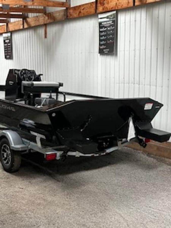 2026 Lowe Boats RX1760 Pathfinder