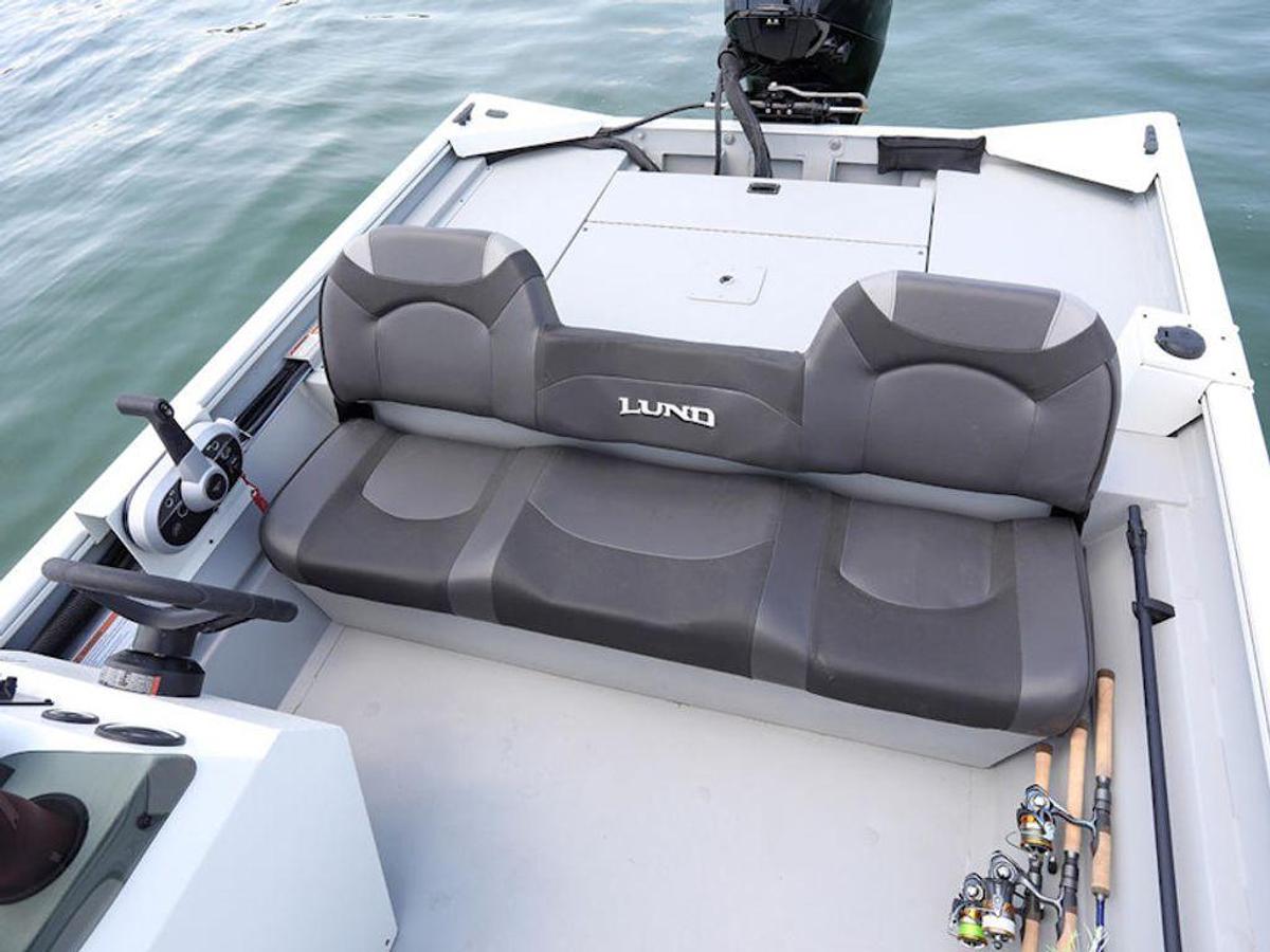 2026 Lund 2070 Predator CC