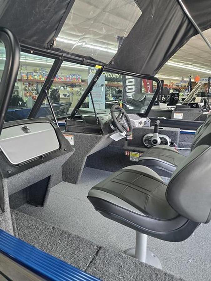 2026 Lund 1650 Angler Sport