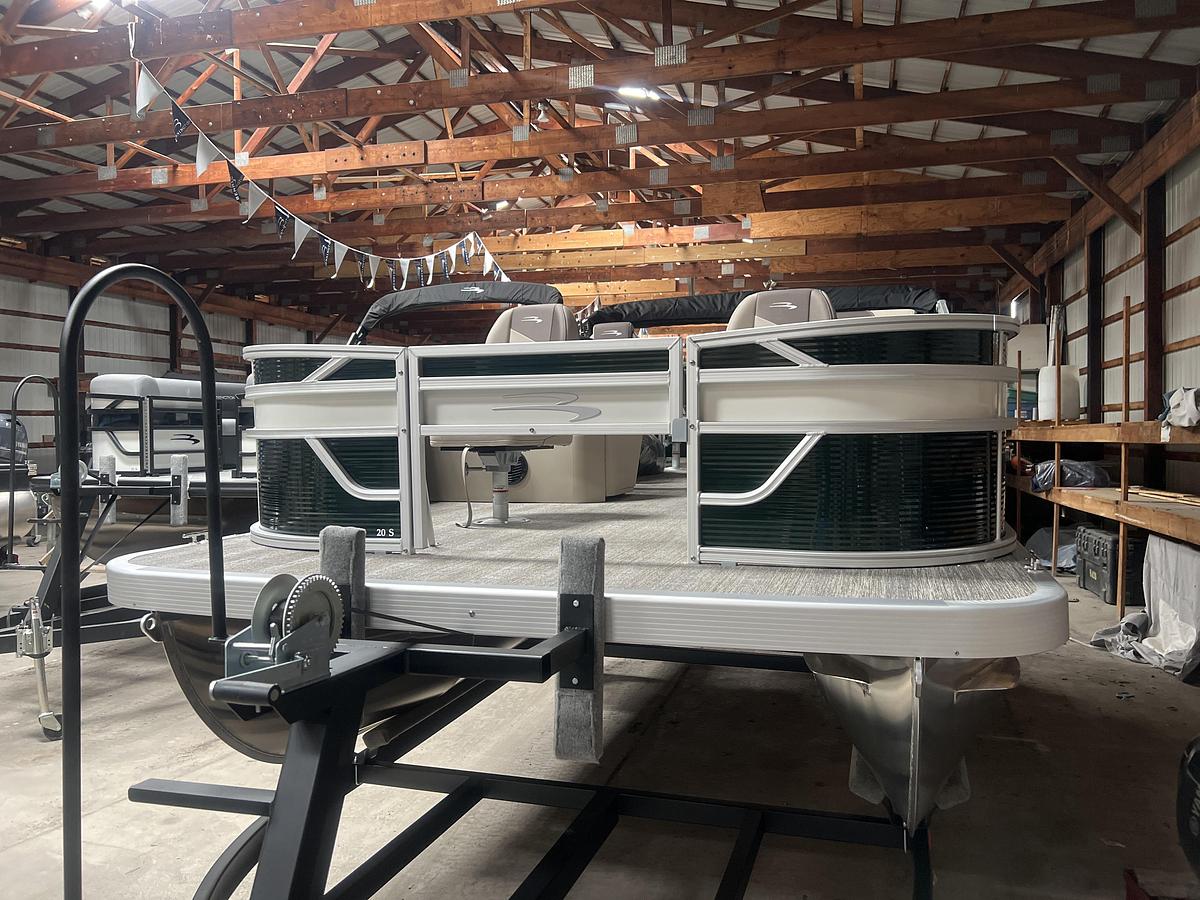 2026 Bennington S Fish 20 SF