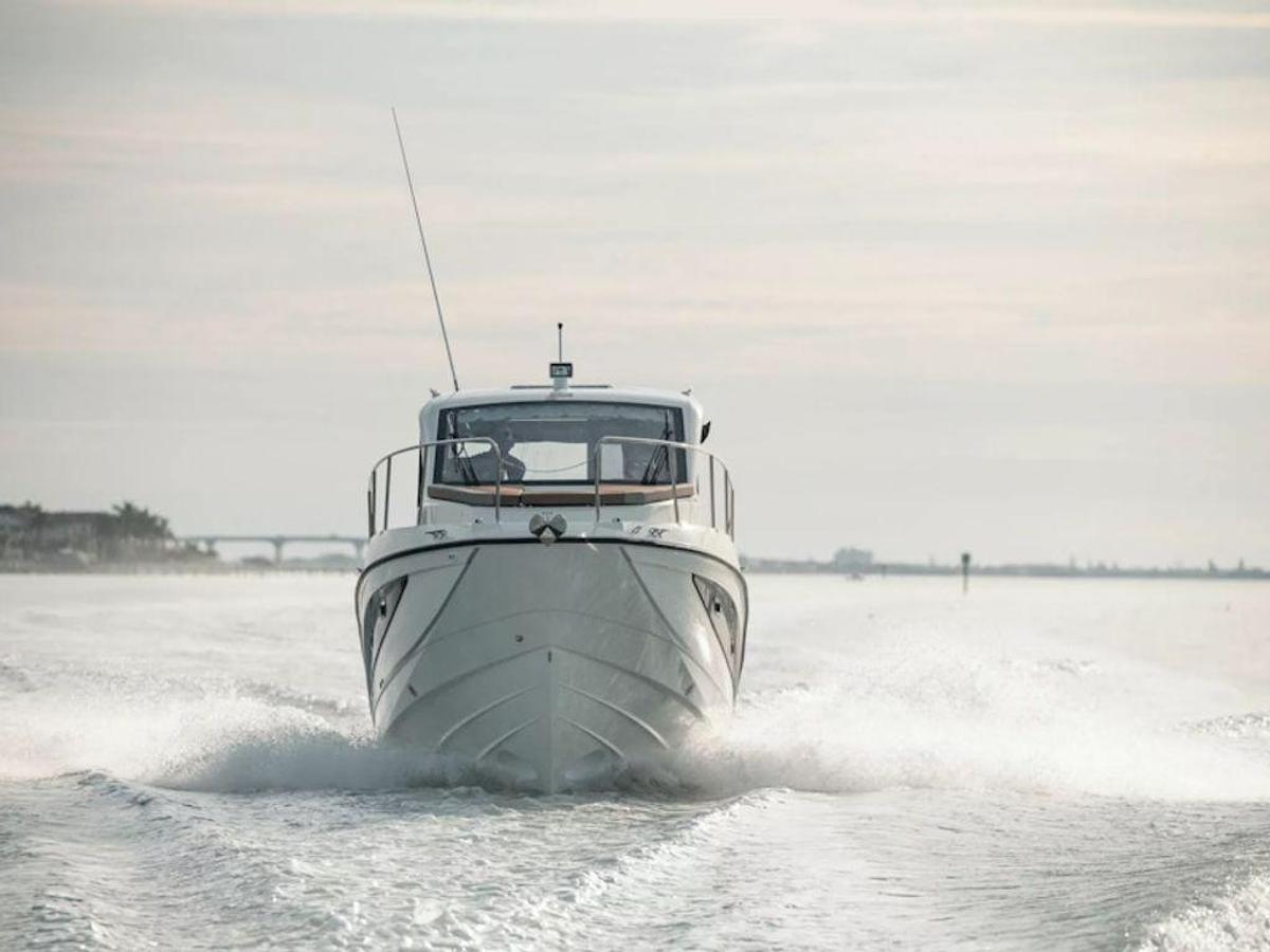 2025 Bayliner T29 Explorer Base
