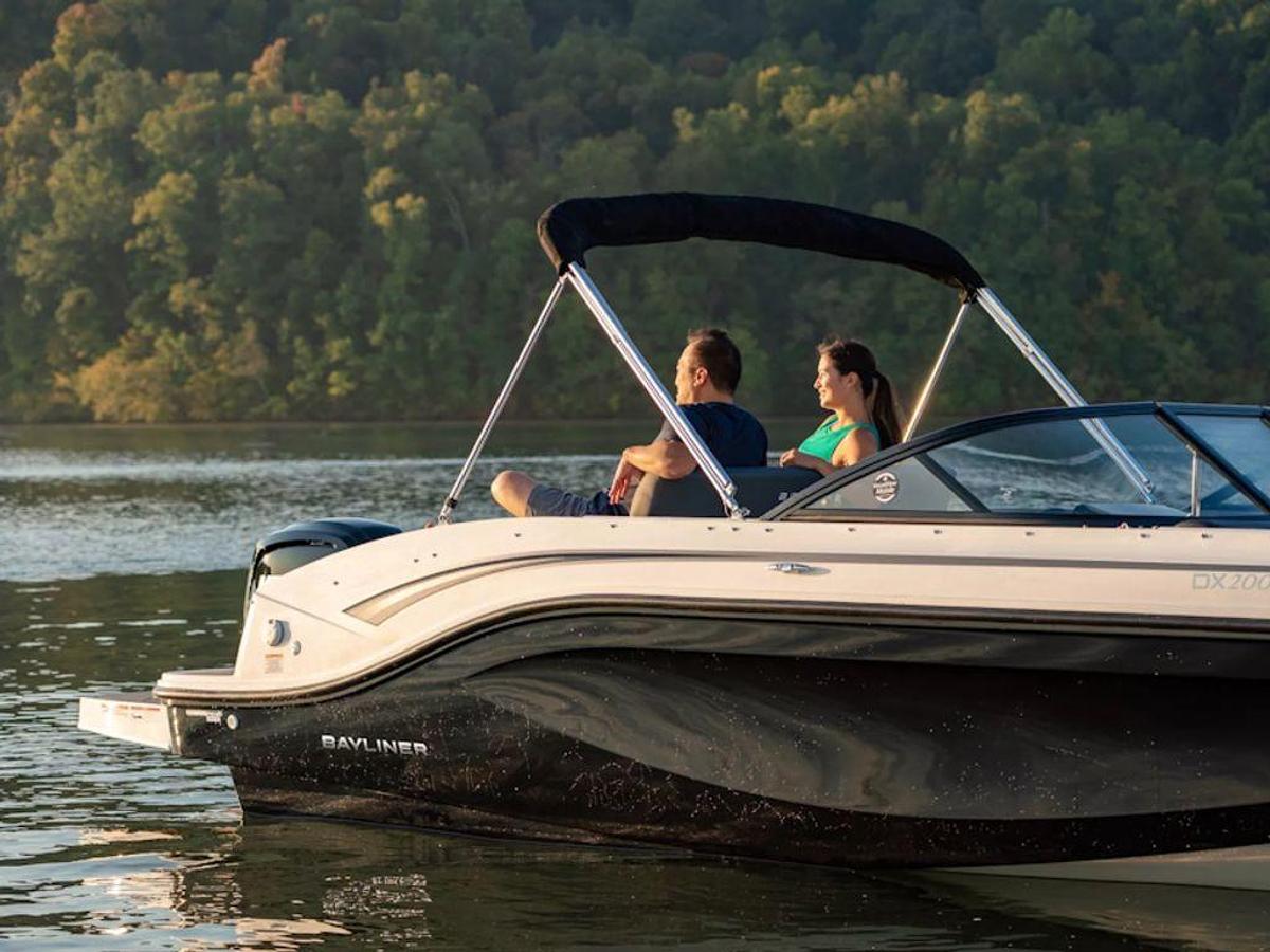 2025 Bayliner DX2000 Base
