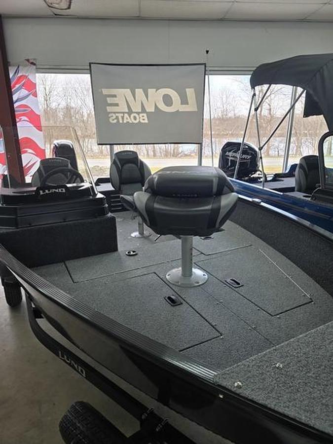 2026 Lund 1650 Angler SS