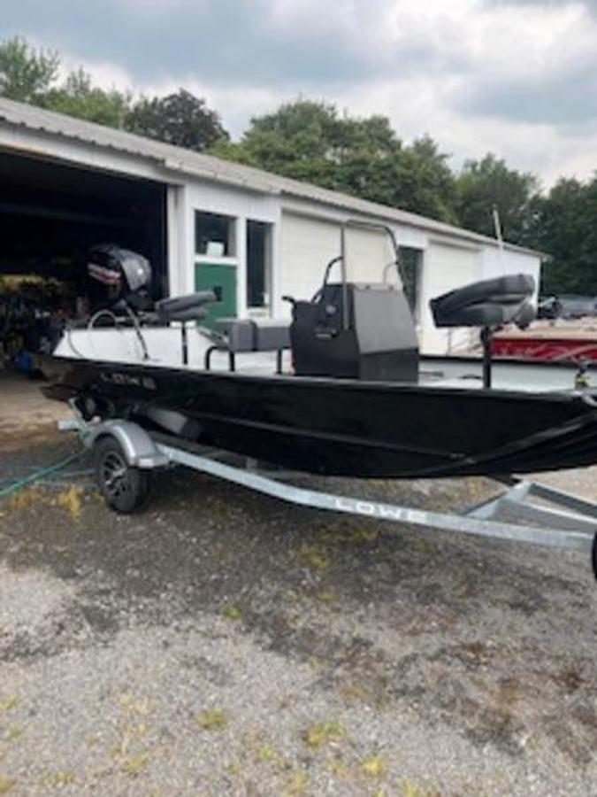 2026 Lowe Boats RX1760 Pathfinder