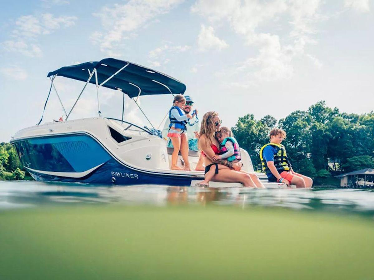2026 Bayliner D22I Base