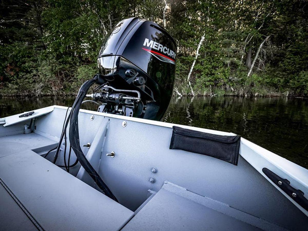 2026 Lund 1870 Predator CC