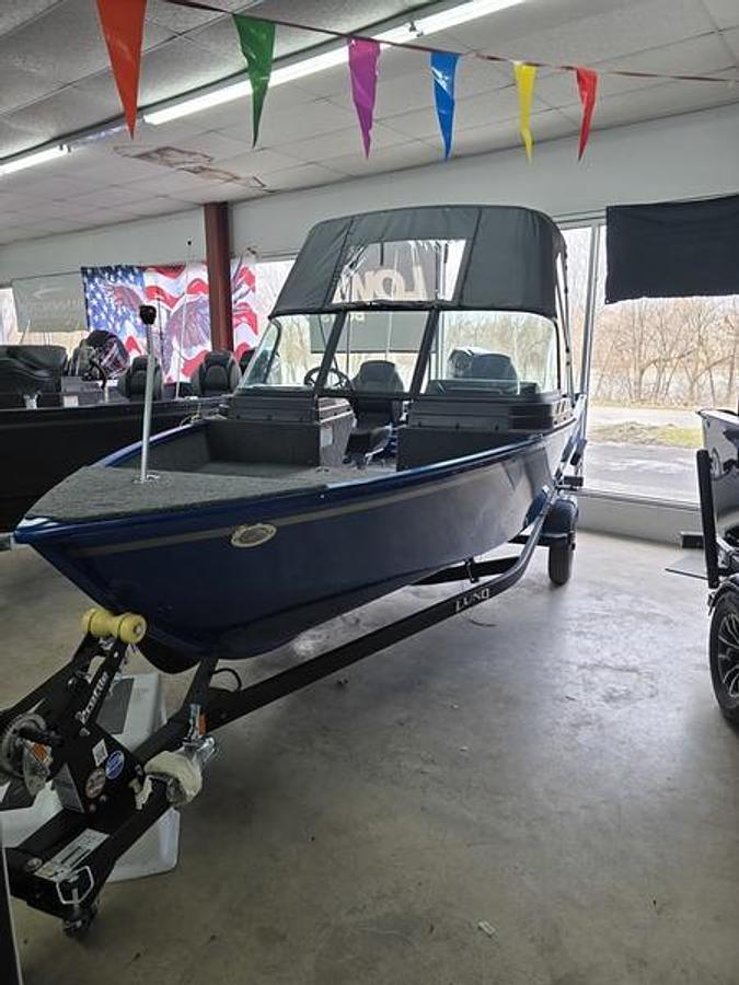 2026 Lund 1650 Angler Sport