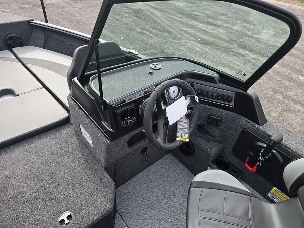 2026 Lund 1875 Impact XS Sport