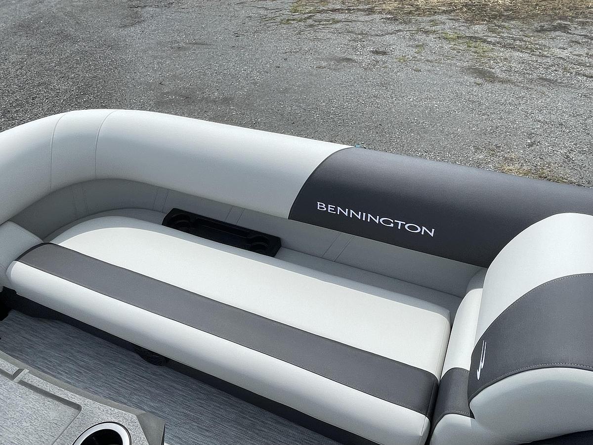 2027 Bennington S1 Swingback 22 SSB TRI-TOON - SALTWATER PACKAGE