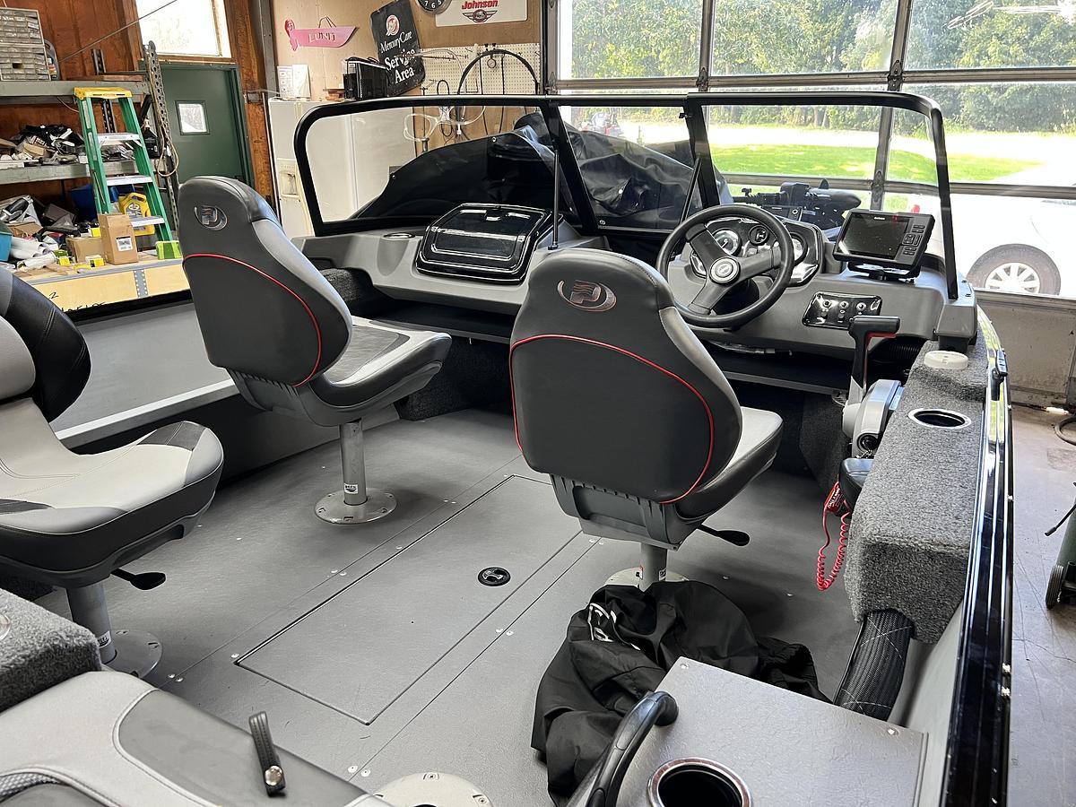 Used 2020 Princecraft Amarok 166