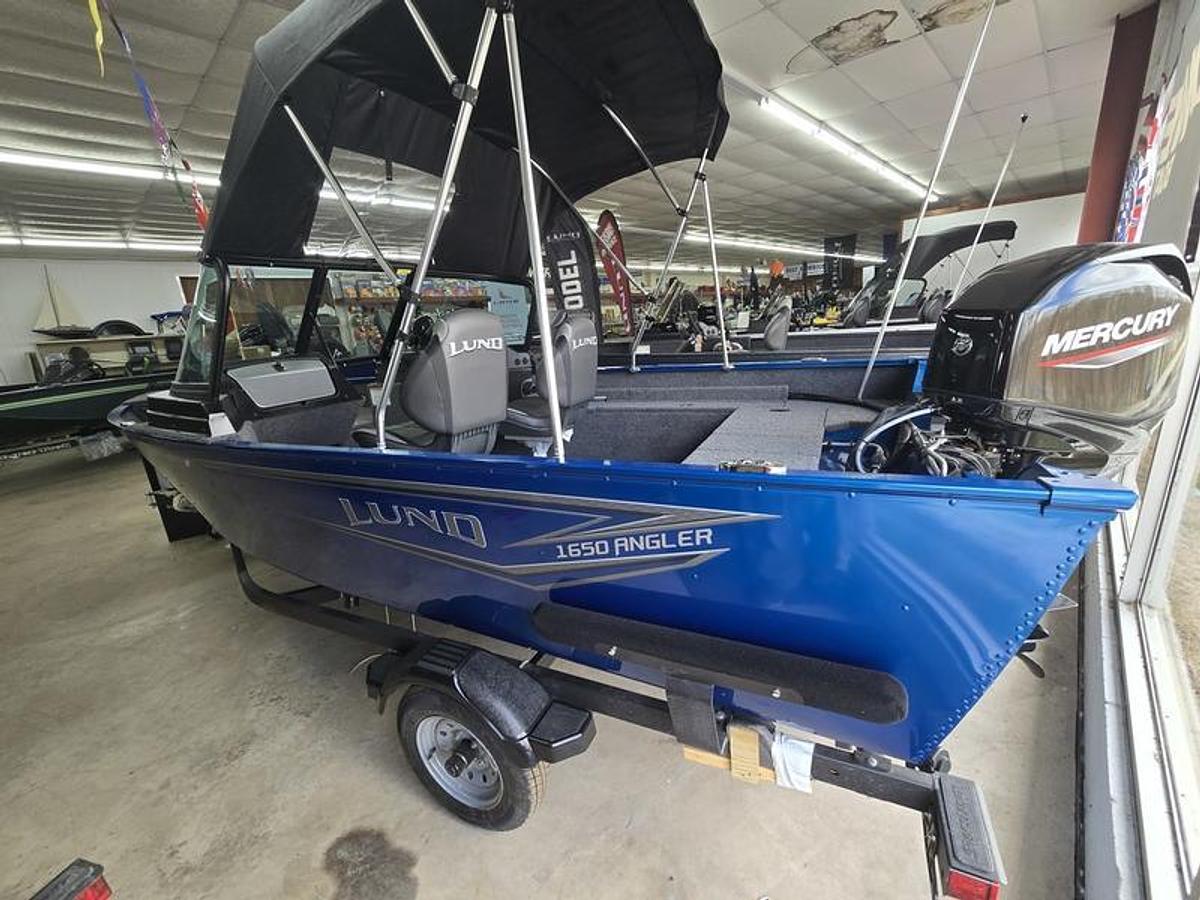 2026 Lund 1650 Angler Sport
