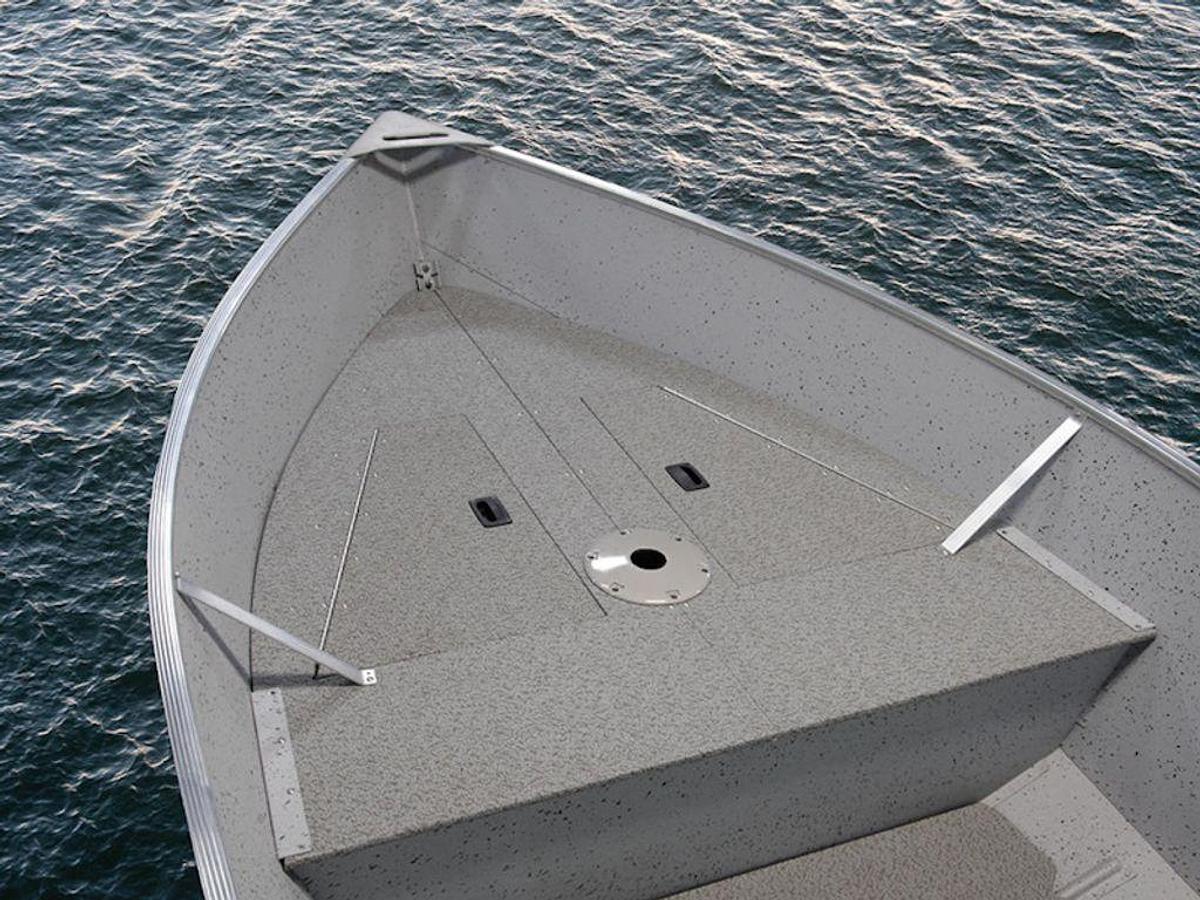 2026 Lund SSV-16 Tiller