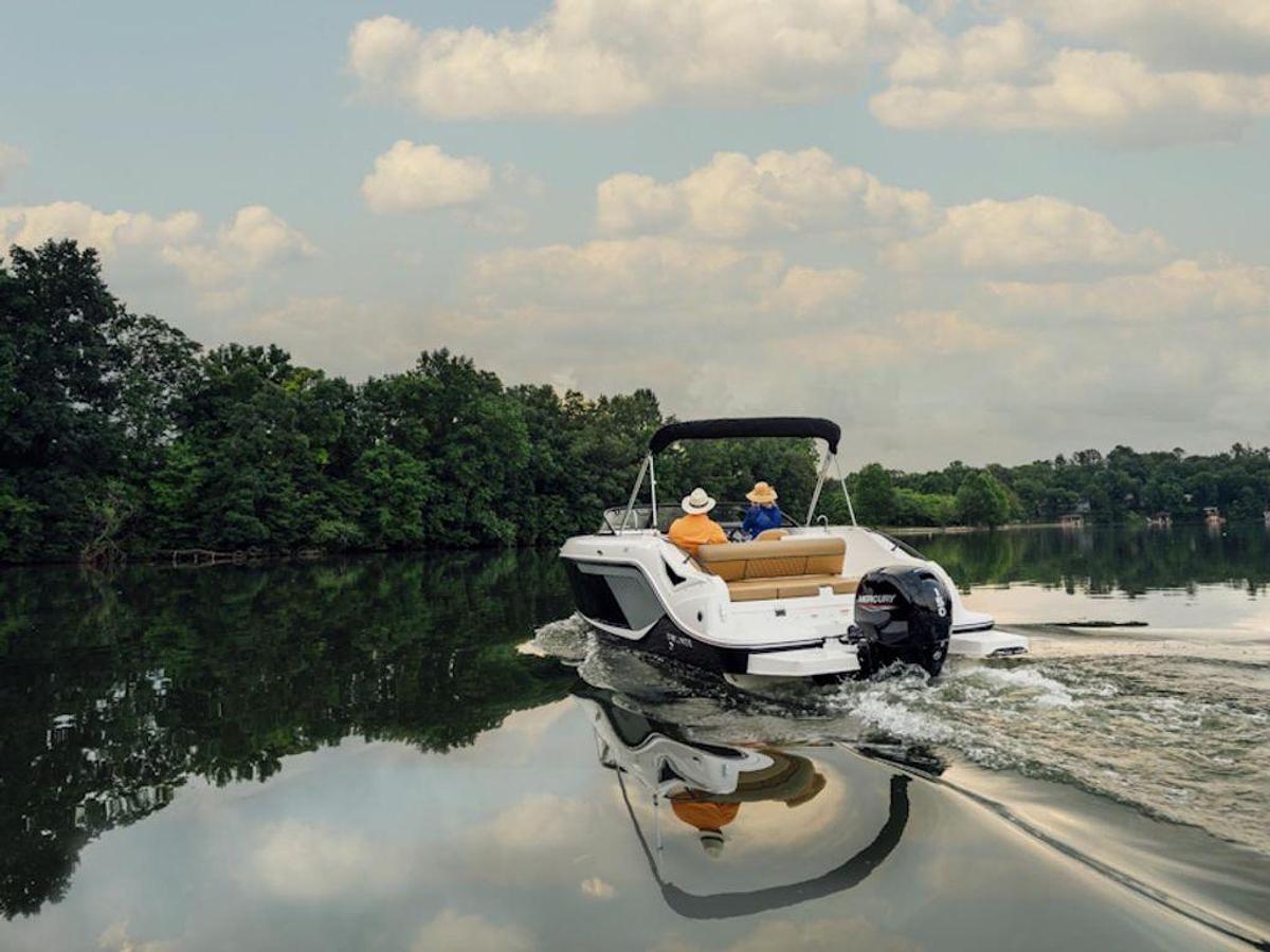 2026 Bayliner D22 Base