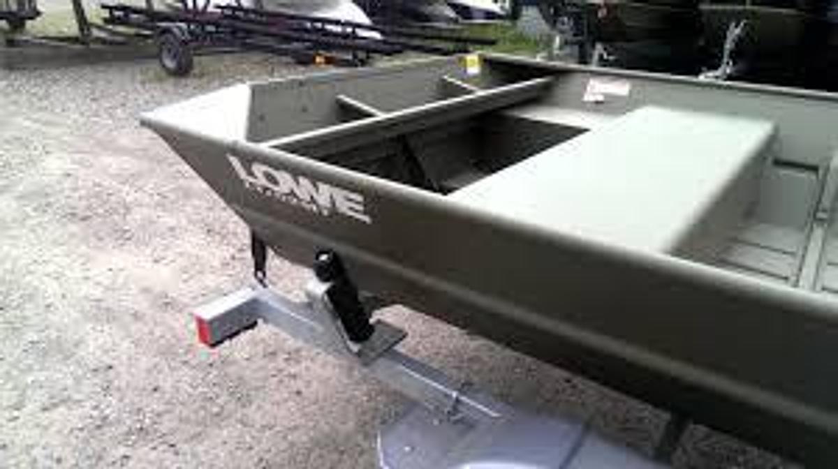 2025 Lowe Boats L1852MT AURA Tiller