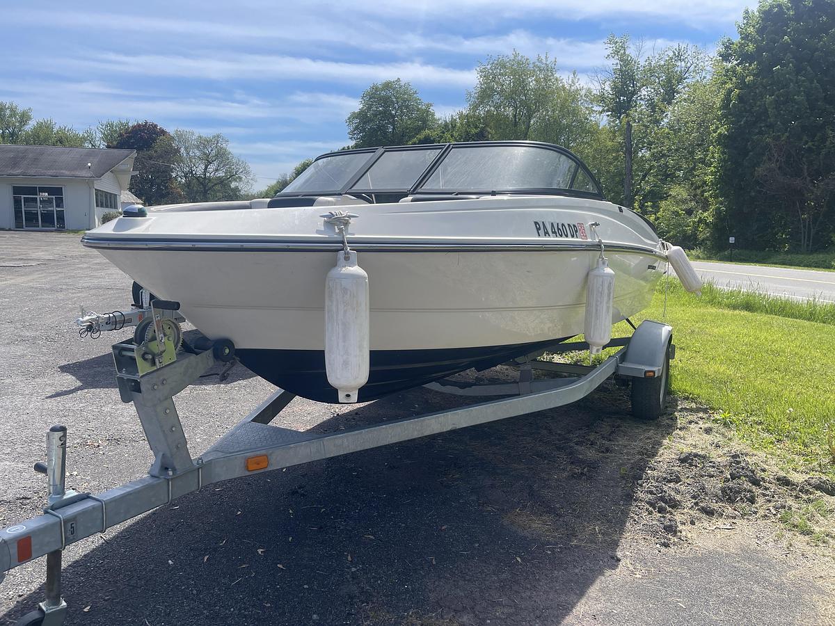 Used 2015 Bayliner 185br