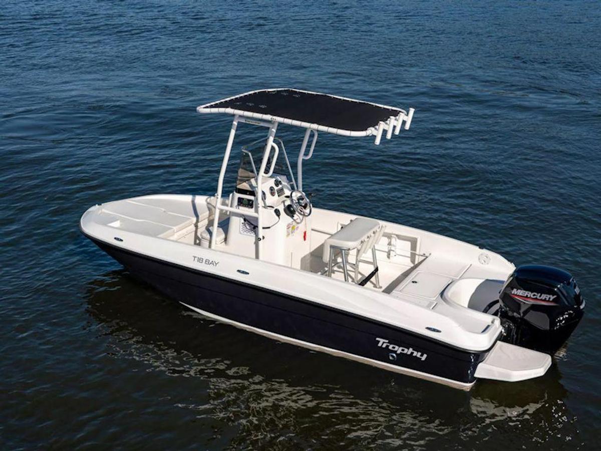 2025 Bayliner T18 Base