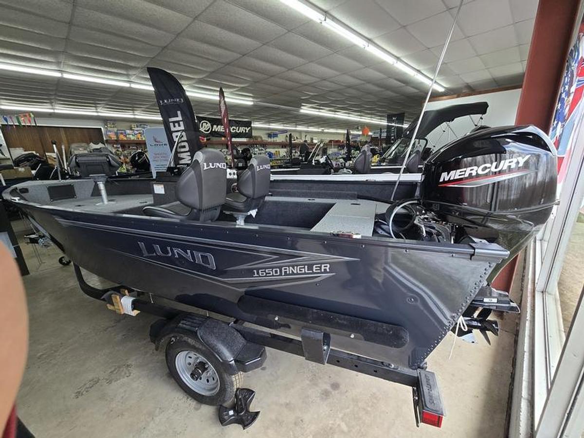 2026 Lund 1650 Angler SS