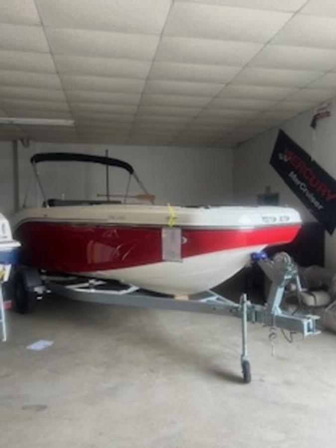 2023 Bayliner DX2000