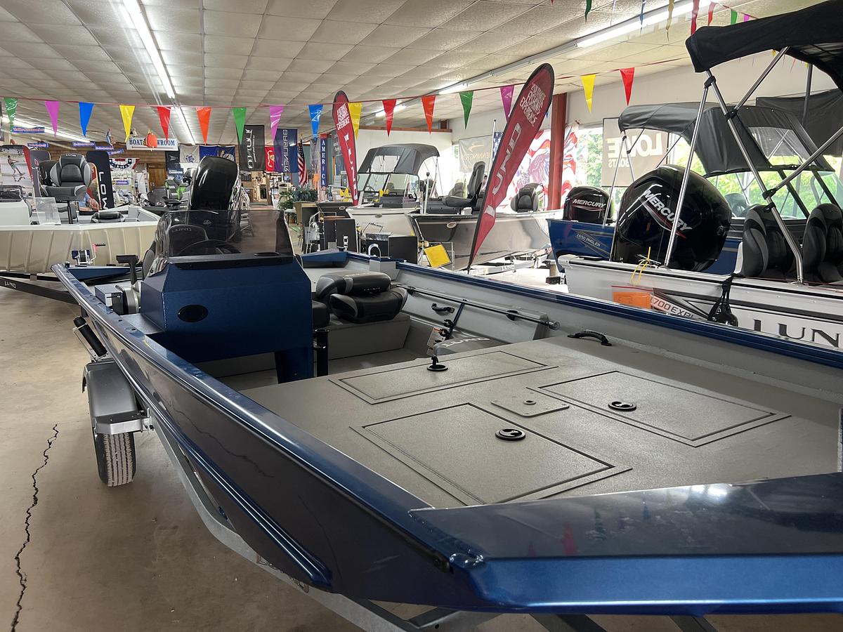 2026 Lund 1760 Predator SS