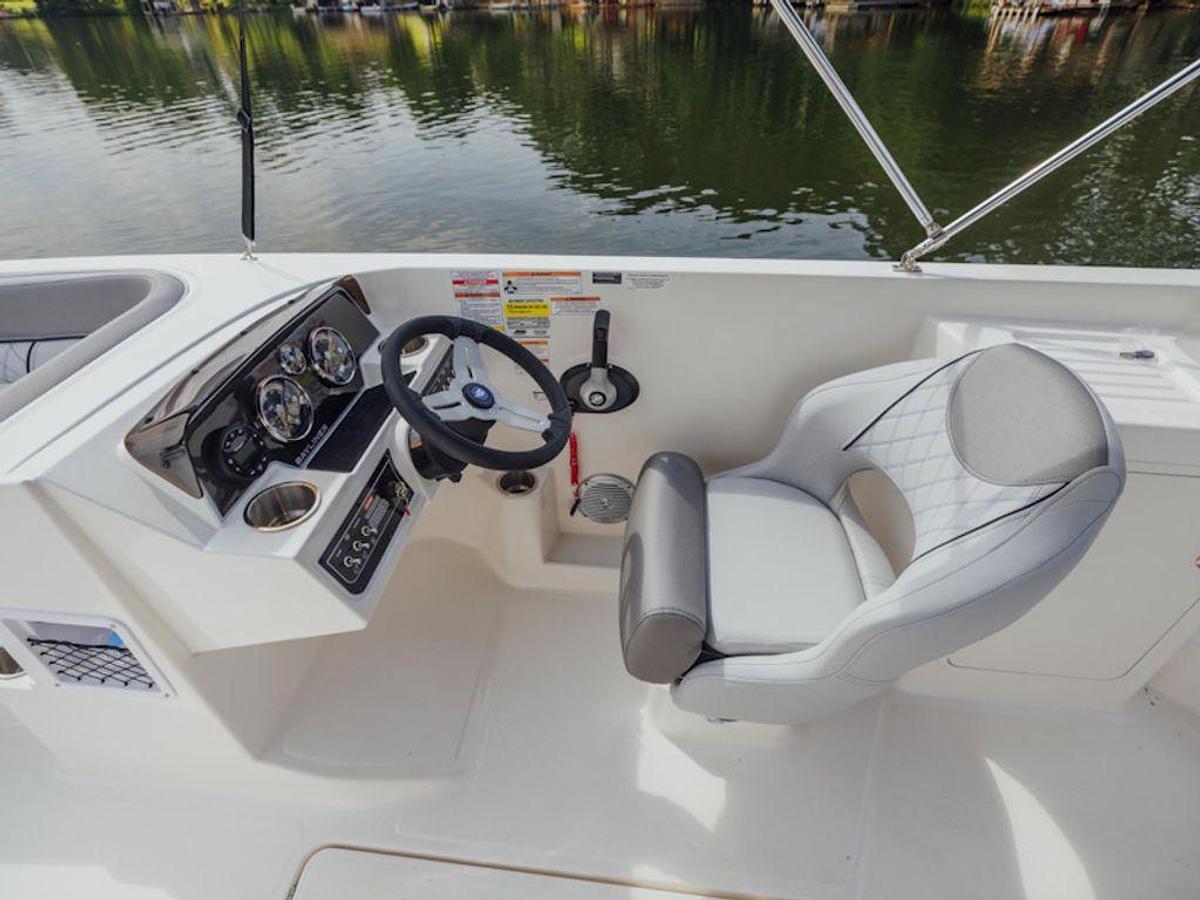 2026 Bayliner D22I Base