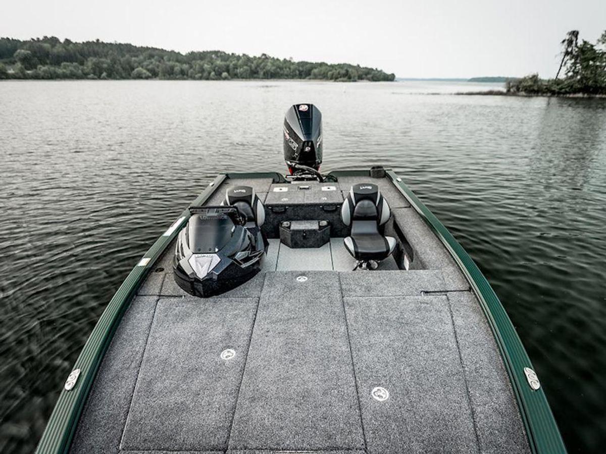 2026 Lund 1875 Pro-V Musky XS Base