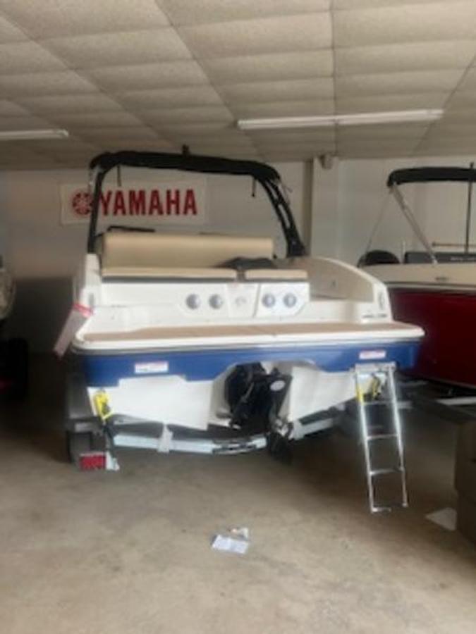 2024 Bayliner DX2050