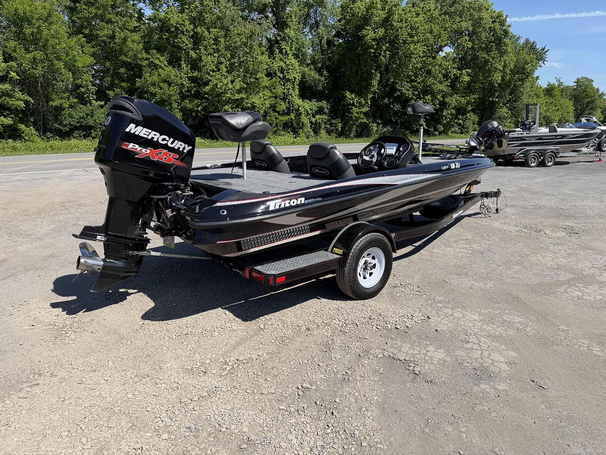 Used 2014 TRITON 18XS