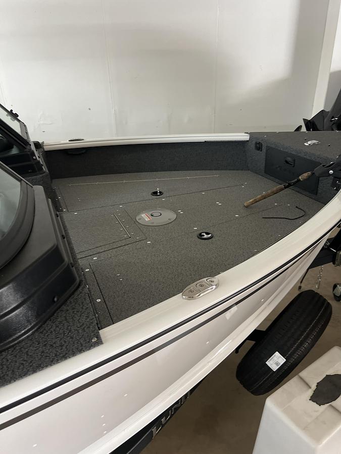 2026 Lund 1700 Explorer Sport