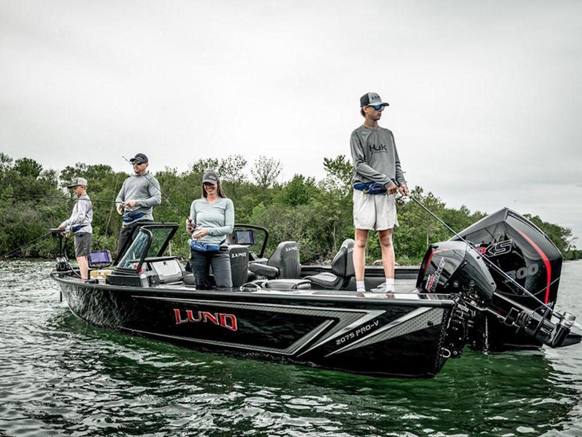 2026 Lund 2075 Pro-V Sport