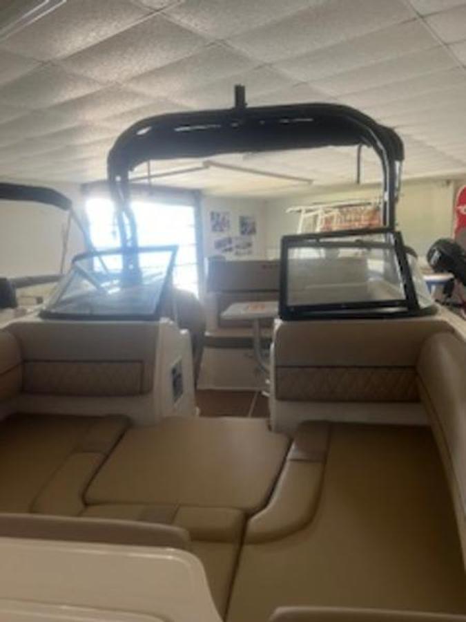 2024 Bayliner DX2050