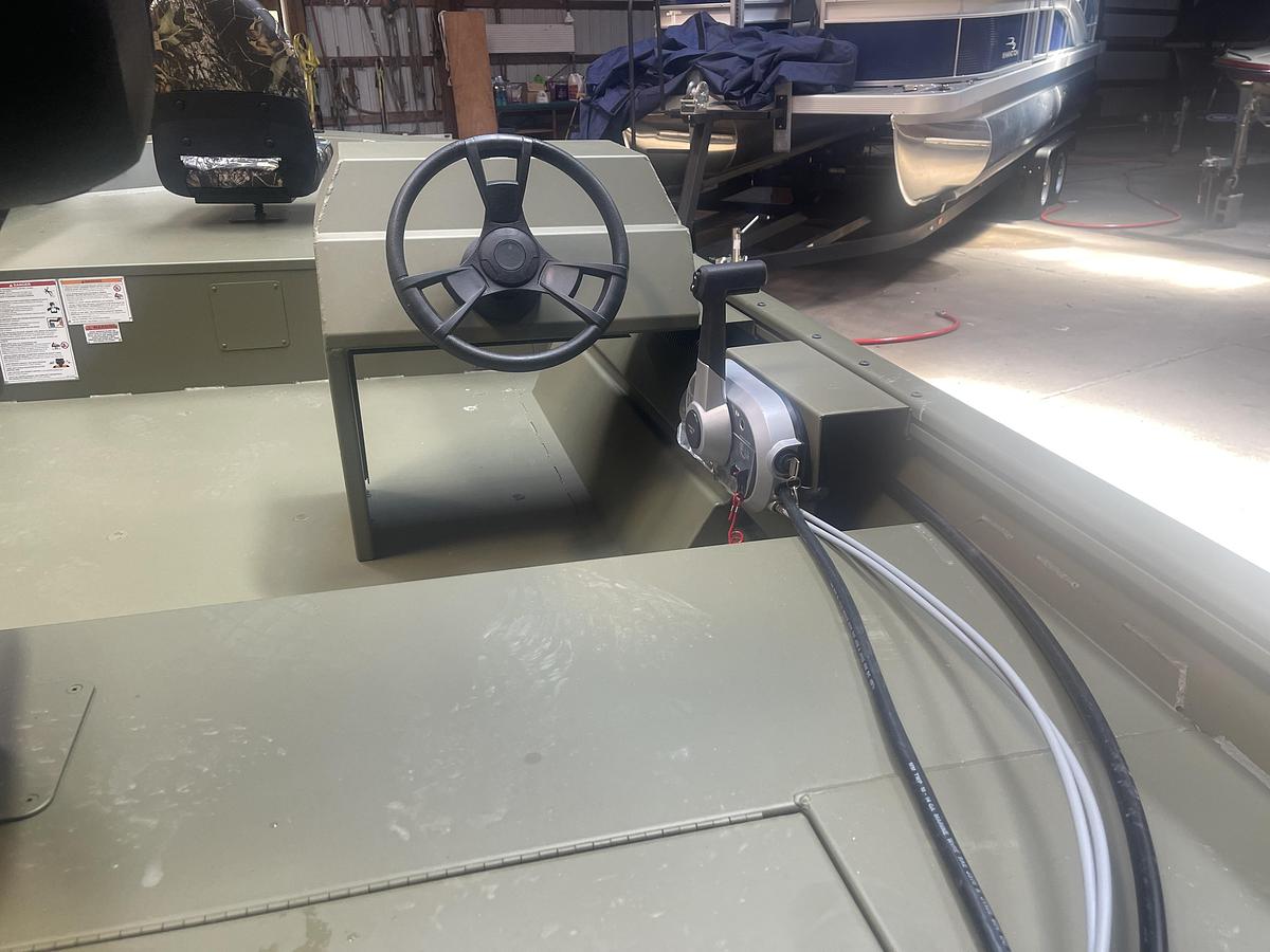 2026 Lowe Boats 1660 Roughneck
