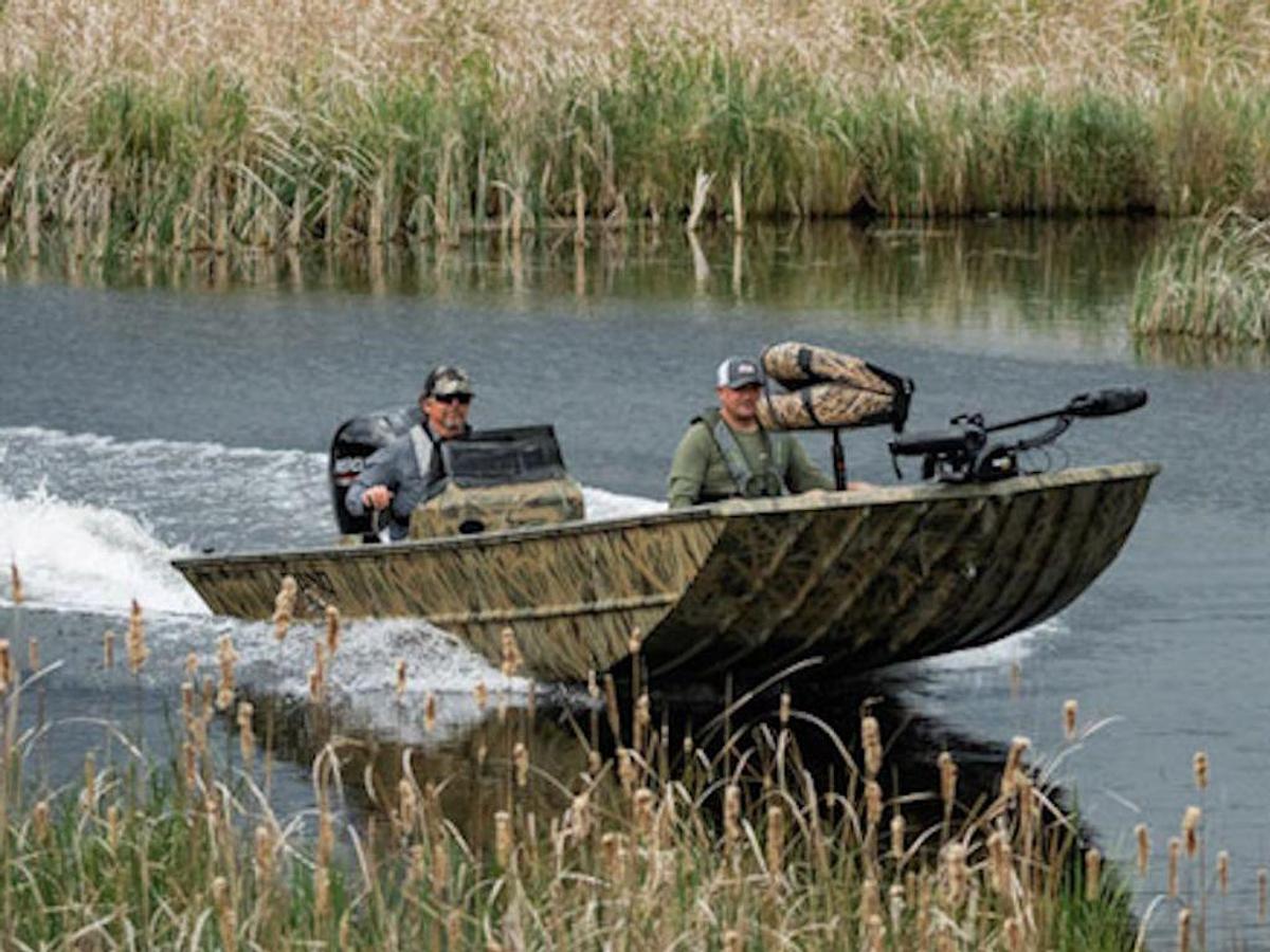 2026 Lund 2070 Predator SS
