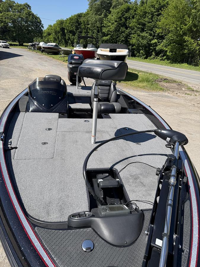 Used 2014 TRITON 18XS