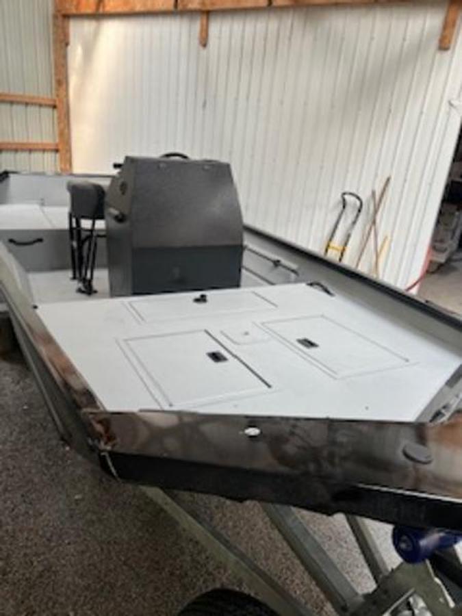 2026 Lowe Boats RX1760 Pathfinder