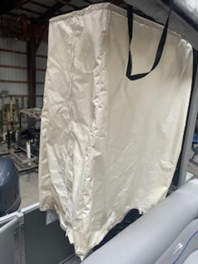 Used 2022 Bennington 22 SL (CONSIGNMENT) 11 ENGINE HOURS