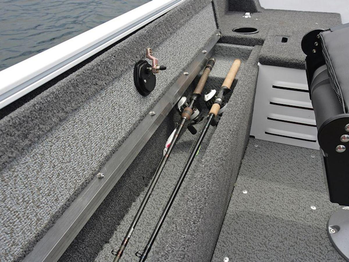 2026 Lund 1650 Angler Tiller