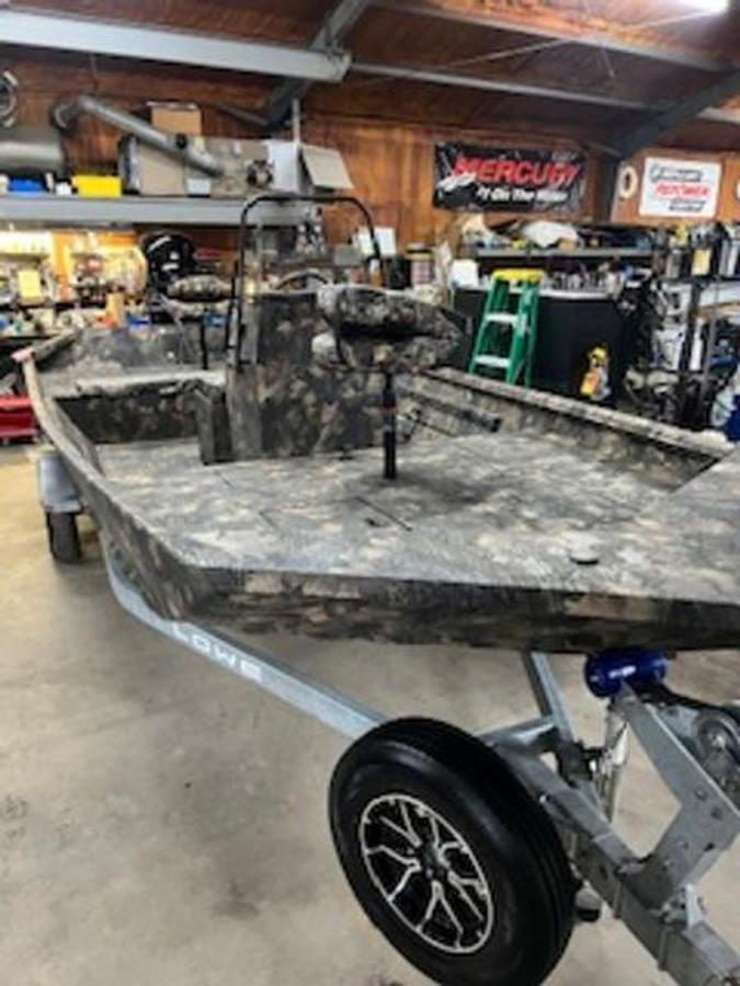2025 Lowe Boats RX1870 Pathfinder