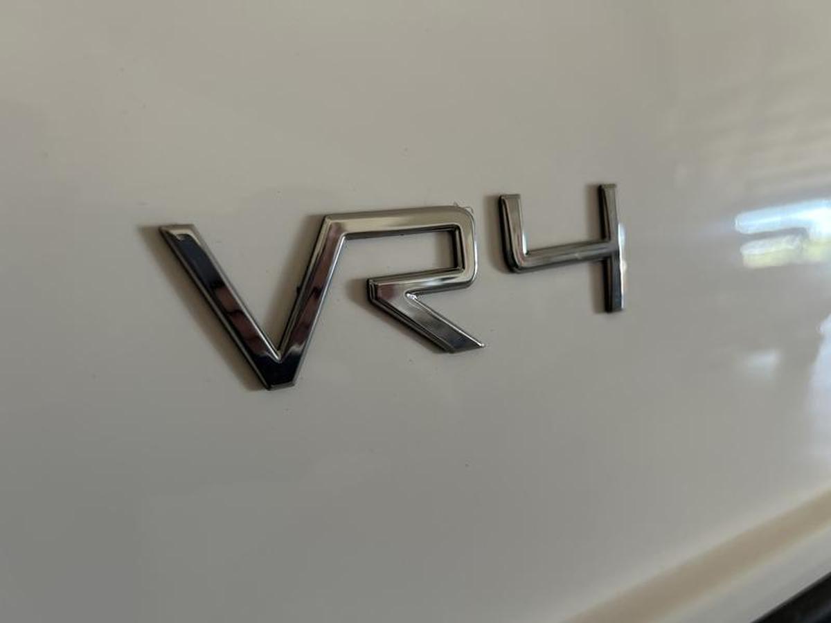 2023 Bayliner VR4 Bowrider - Outboard