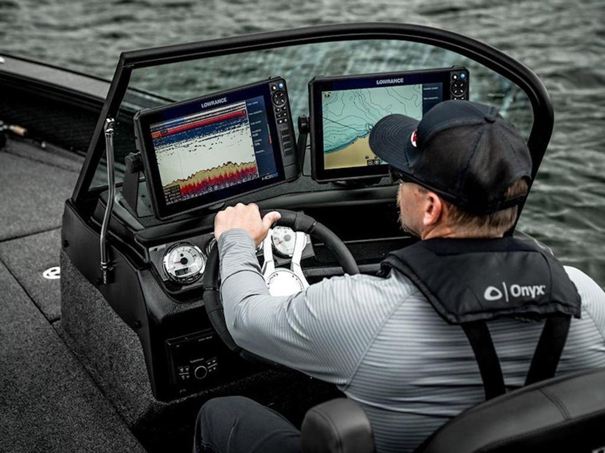 2026 Lund 2075 Pro-V Sport