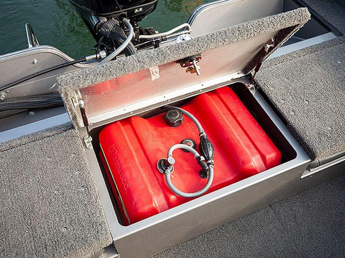 2026 Lowe Boats FM 1625 SC Base