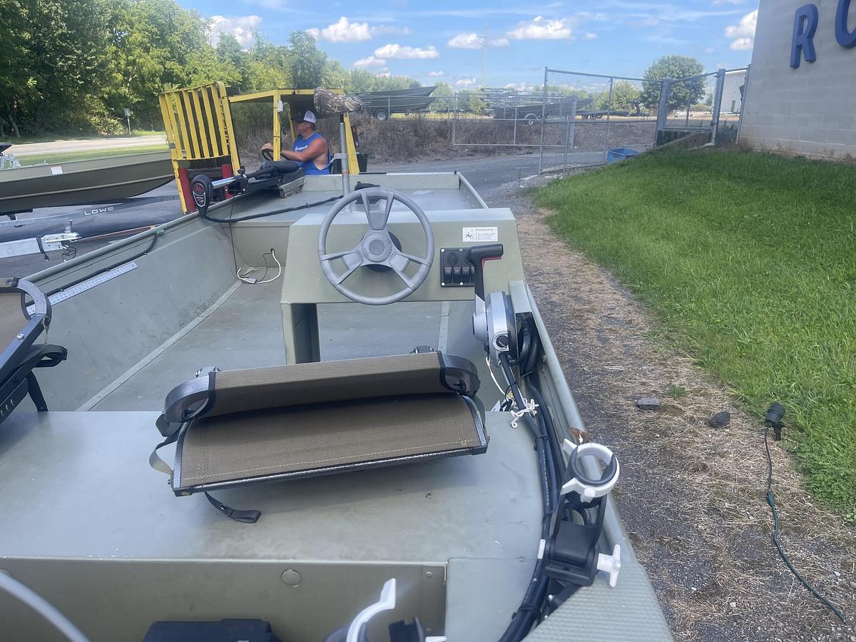 Used 2018 Lowe Boats 1755 Big River