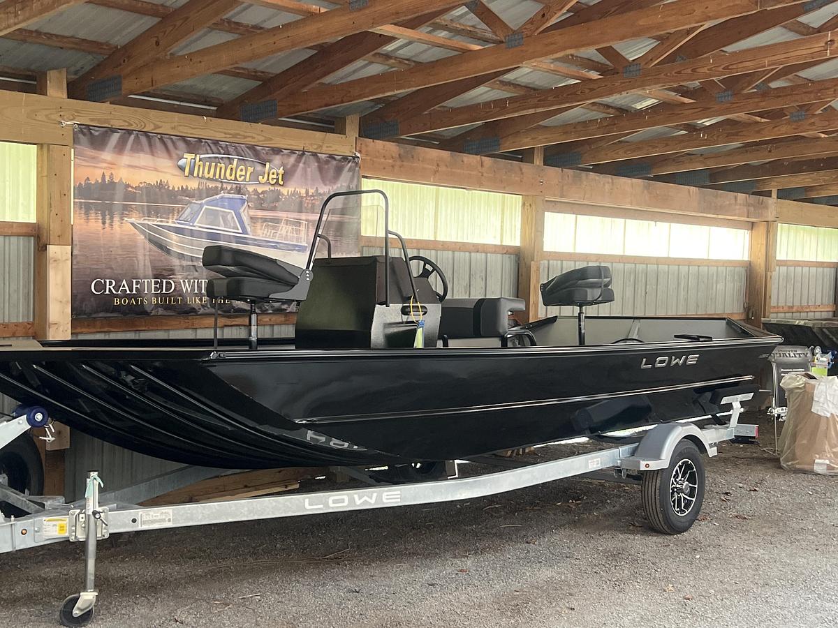 2026 Lowe Boats RX1870 Pathfinder